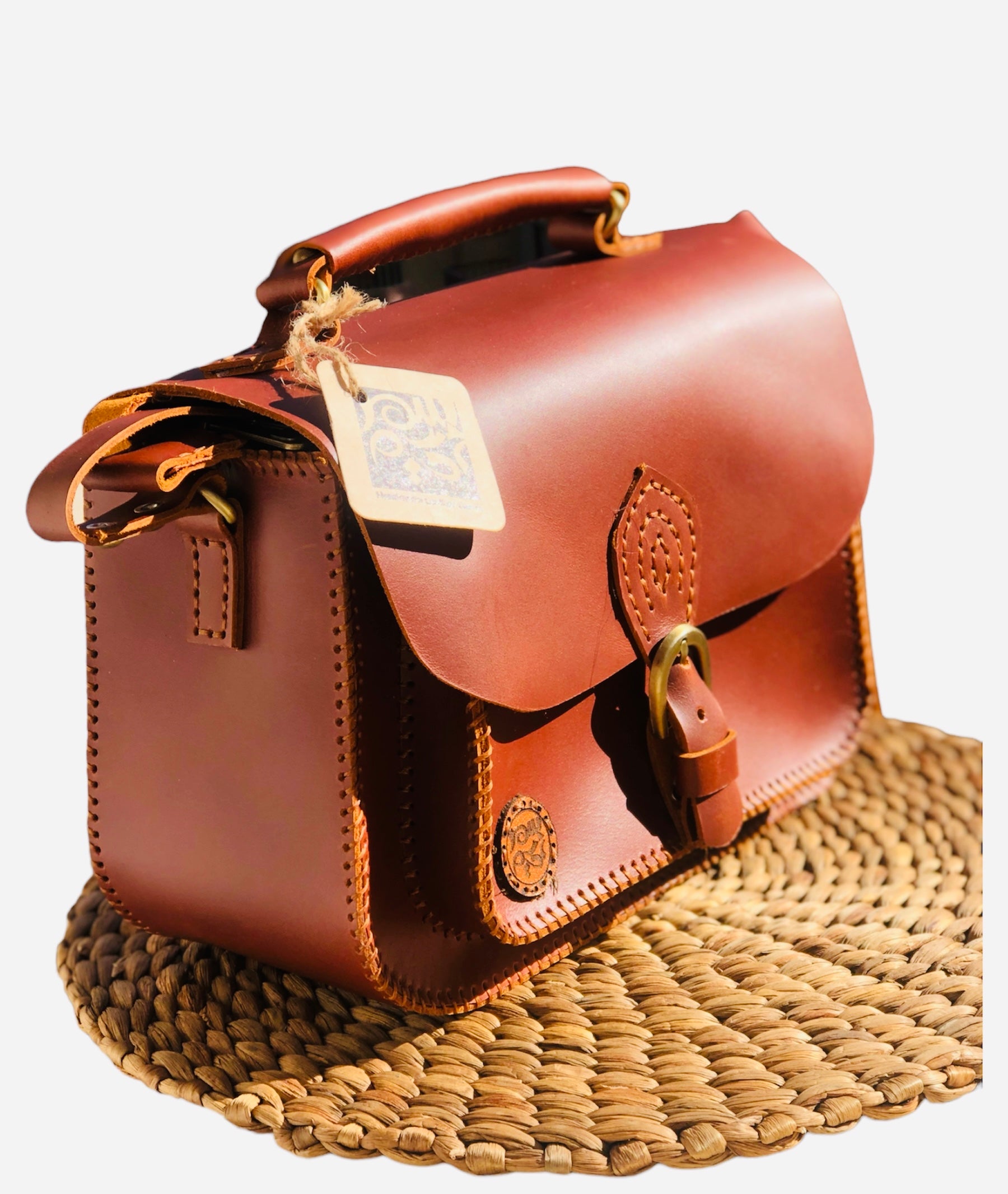 Vendo (Warm Tan)