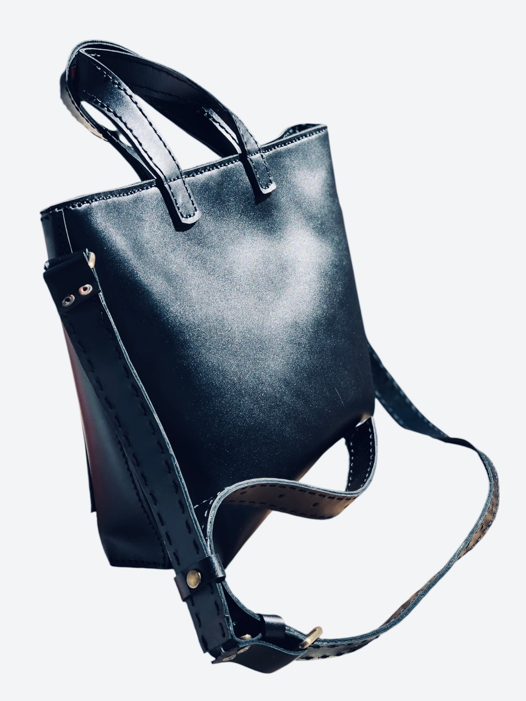 Geno Smoky Black
